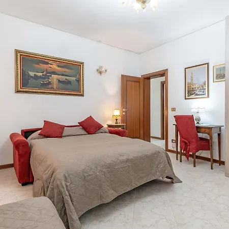 Gondolier's House Castello *