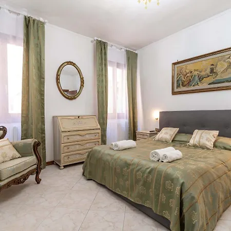 Gondolier's House Castello Апартаменты *