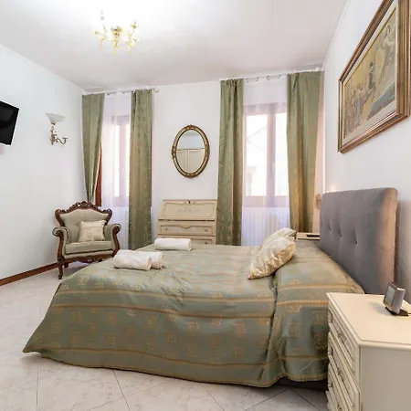 Gondolier's House Castello Venecia